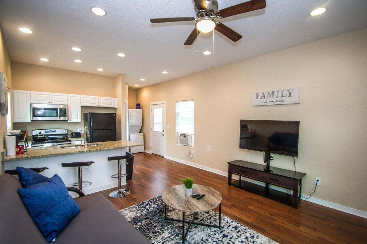 Douglas Way Remodeled House Near Downtown 1Ba/1Ba San Antonio Buitenkant foto